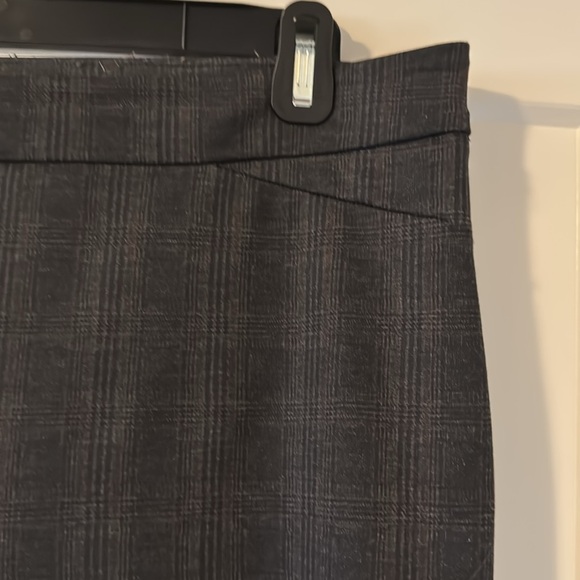 Reitmans modern stretch legging - Picture 3 of 6